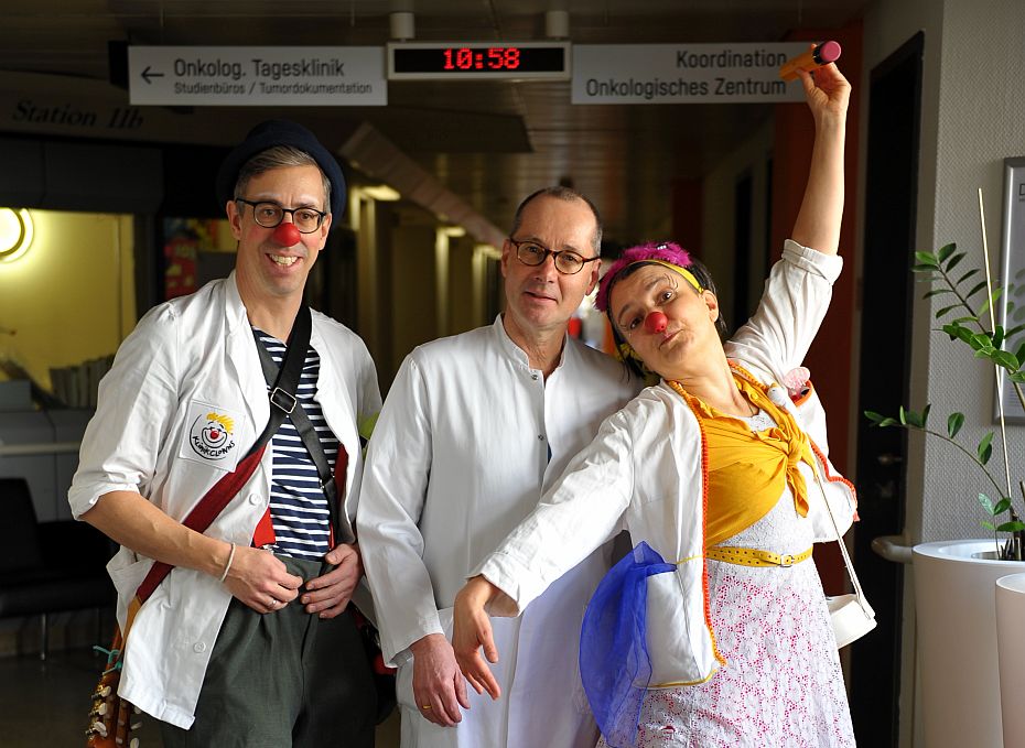 KlinikClowns besuchen Krebspatienten in Bogenhausen